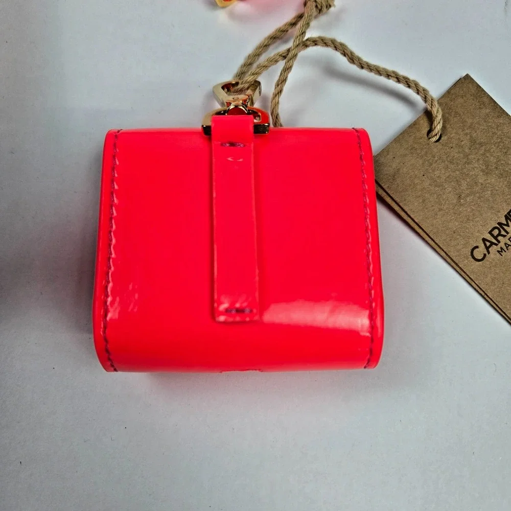 Carmensol Tommy Airpod Pro/Pro2 Case Handmade Made in Italy Pink ‎ Vegan Leather